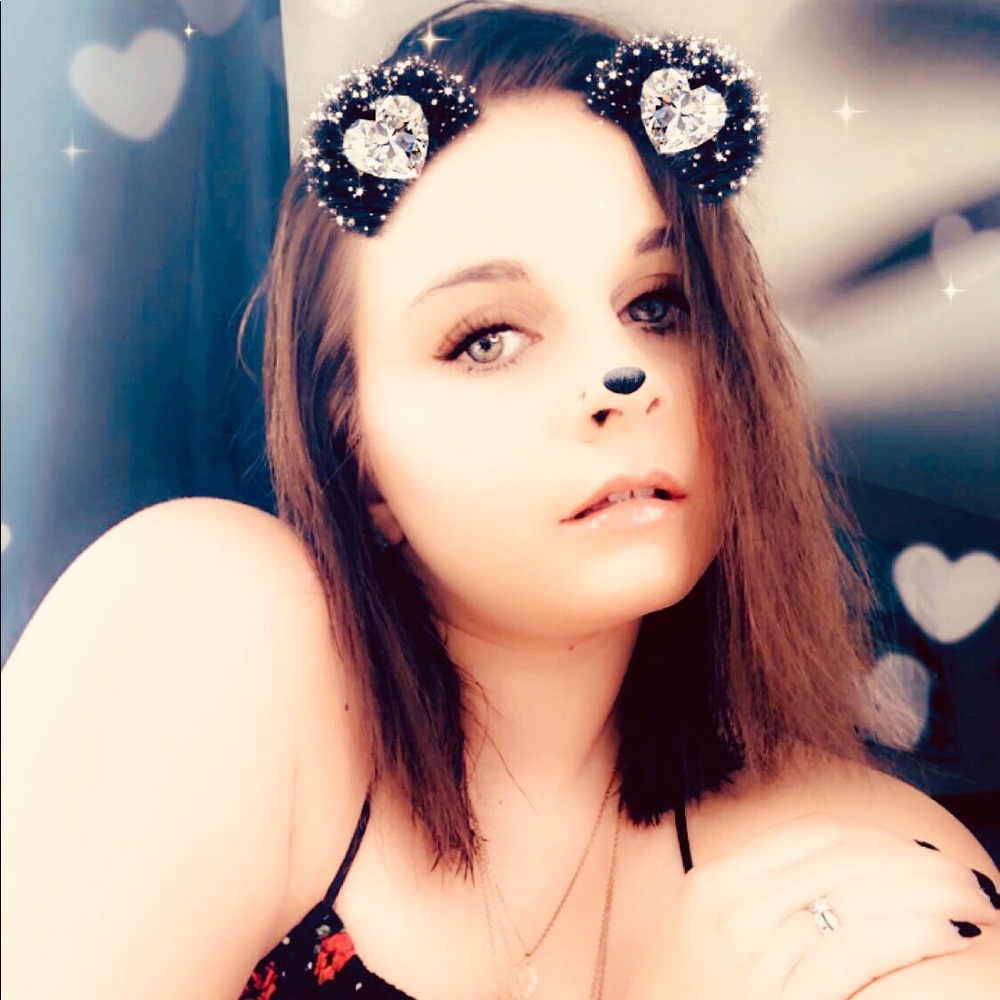 Meet your Posher, Deanna